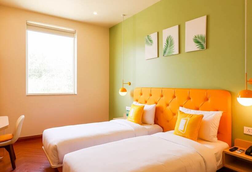 Bloom Hotel Golf Course Road, Sector 43