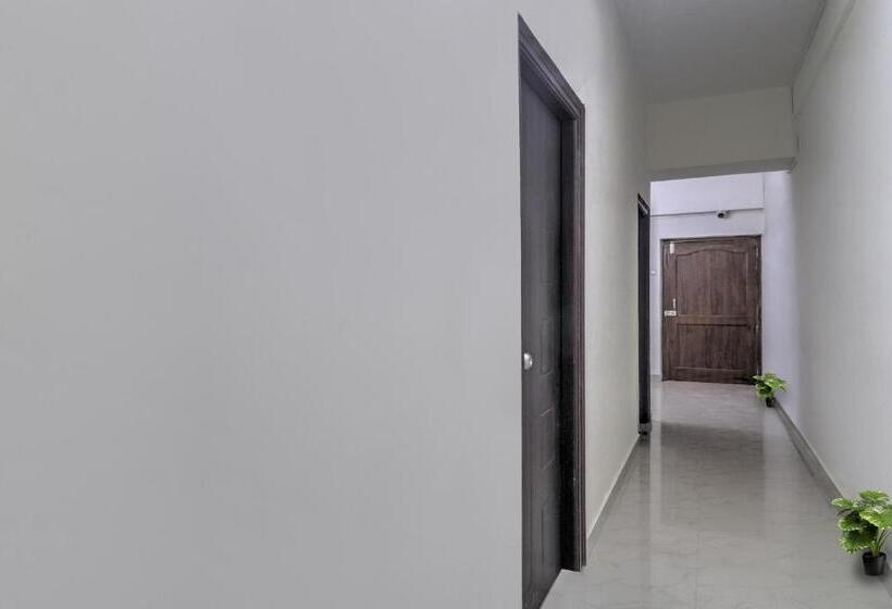 Hotel Super Collection O Manikonda