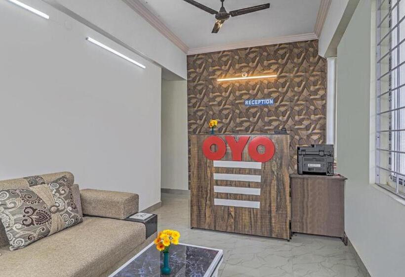 Hotel Super Collection O Manikonda