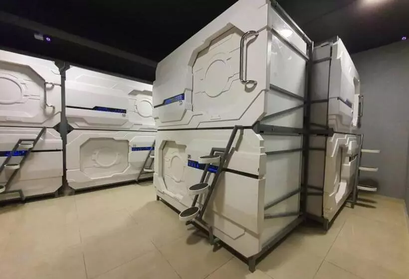 Kapselihotelli My Capsule