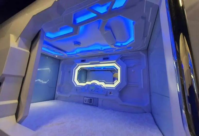 Kapselihotelli My Capsule