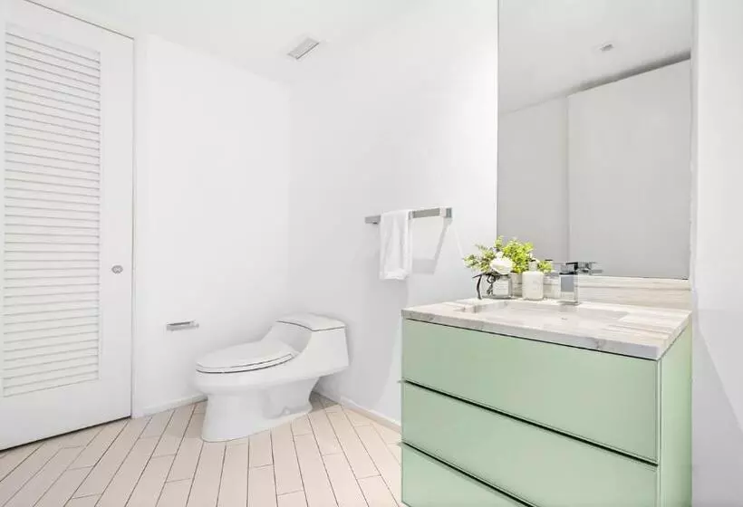 Private Residence At W South Beach  811