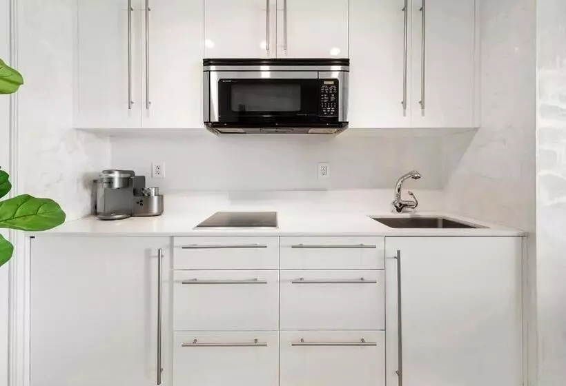 Private Residence At W South Beach  811