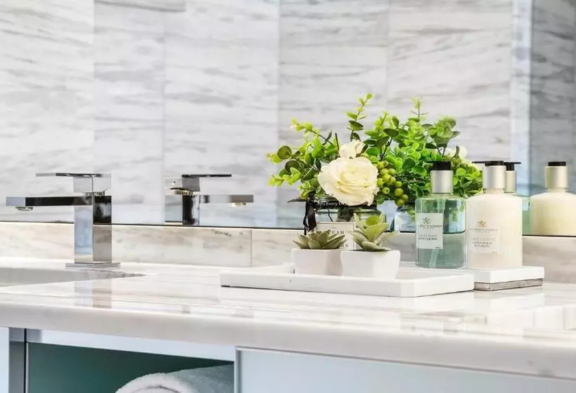 Private Residence At W South Beach  811