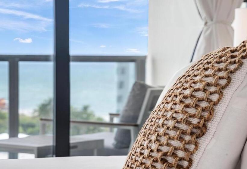 Private Residence At W South Beach 811