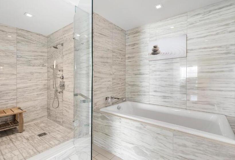 Private Residence At W South Beach 811