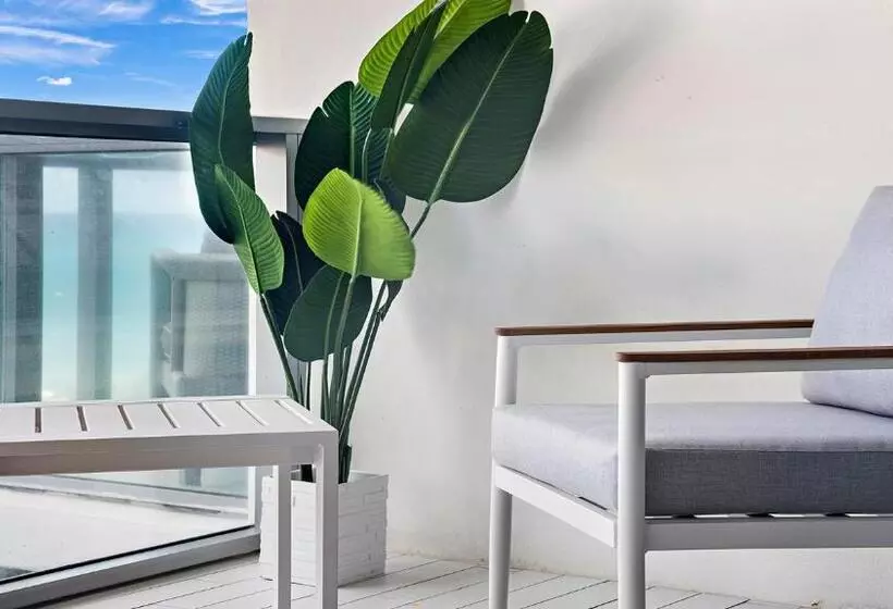 Private Residence At W South Beach  811