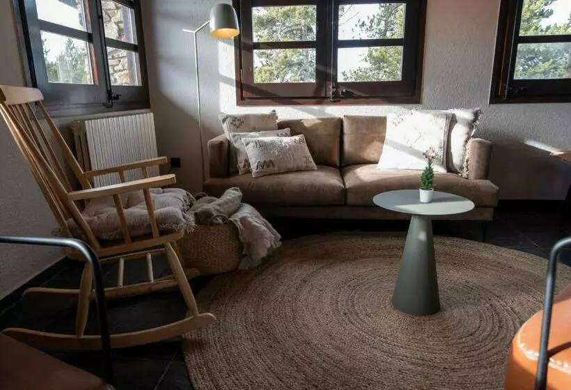 هتل Borda Conangle Mountain Lodge