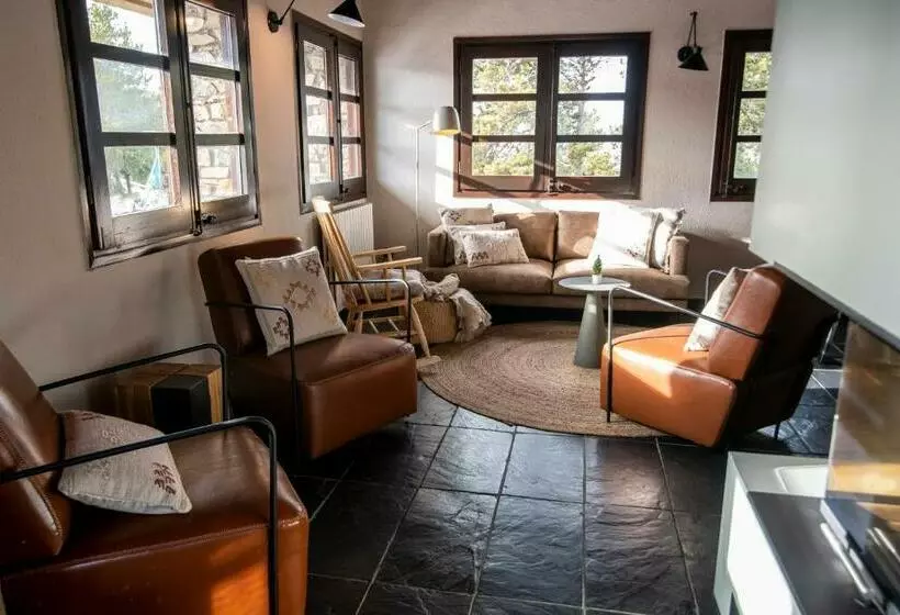 هتل Borda Conangle Mountain Lodge