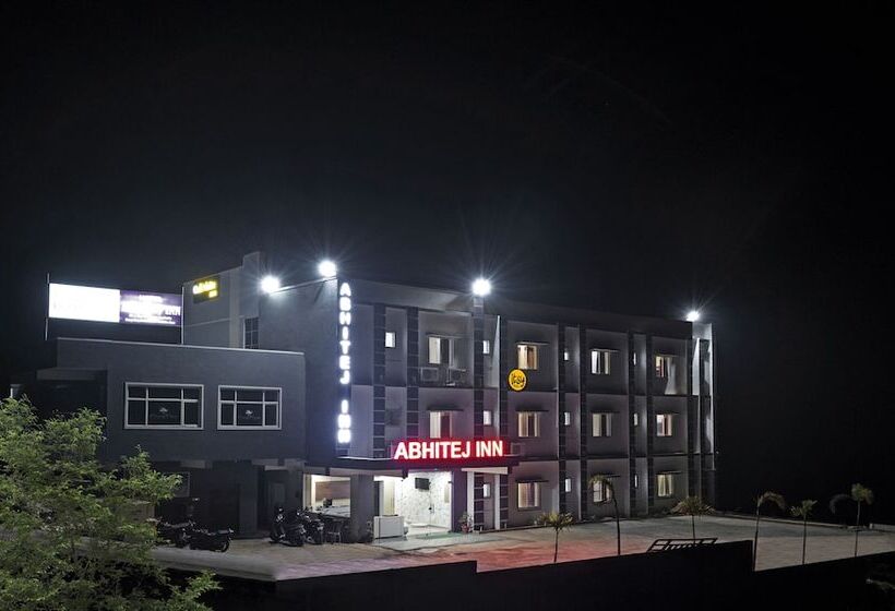 Itsy Hotels Abhitej Inn