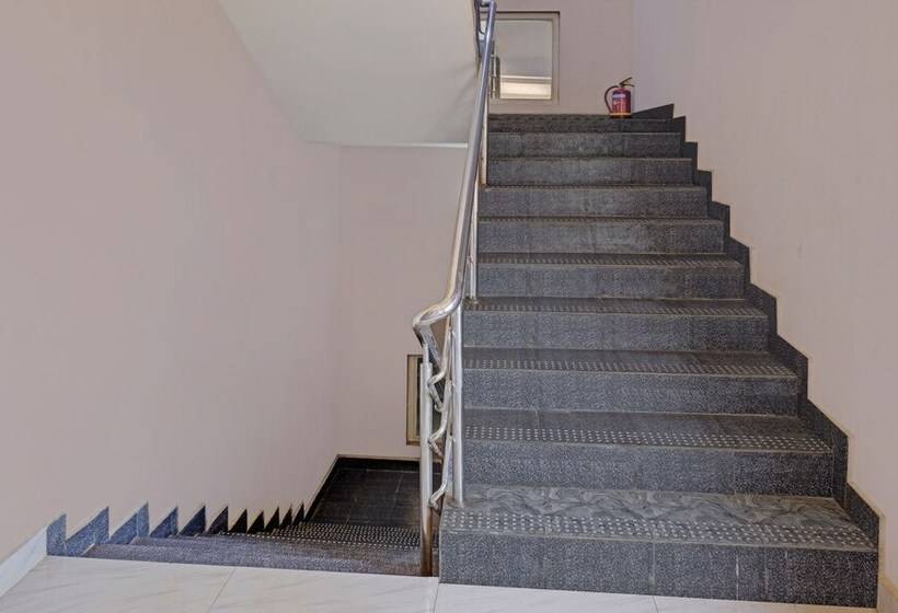 Itsy Hotels Abhitej Inn