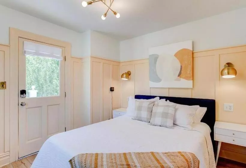ホテル Suite 10 Historic Art City Inn