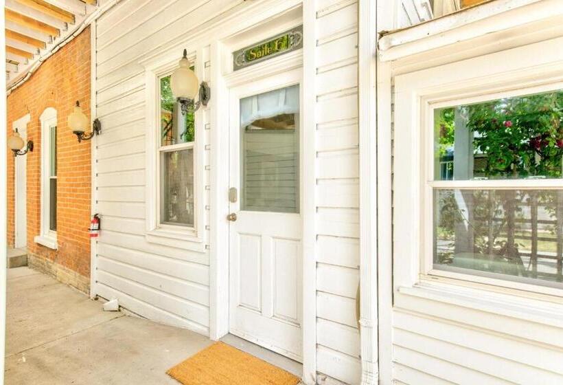 فندق Suite 6 Historic Art City Inn