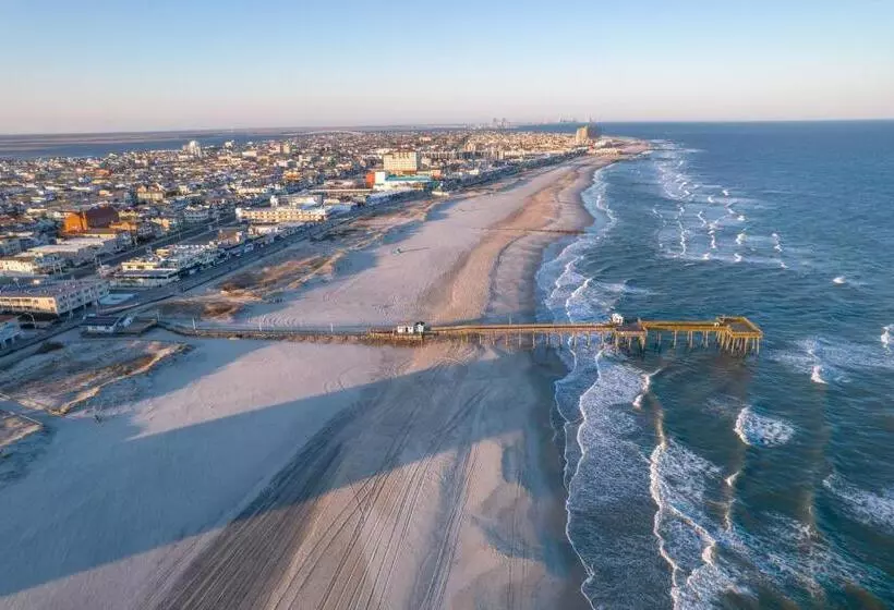 Hotelli The Surf Club