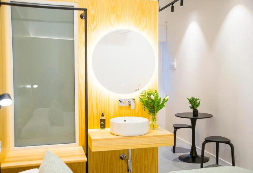 ペンション Kalidas Hostel Suites