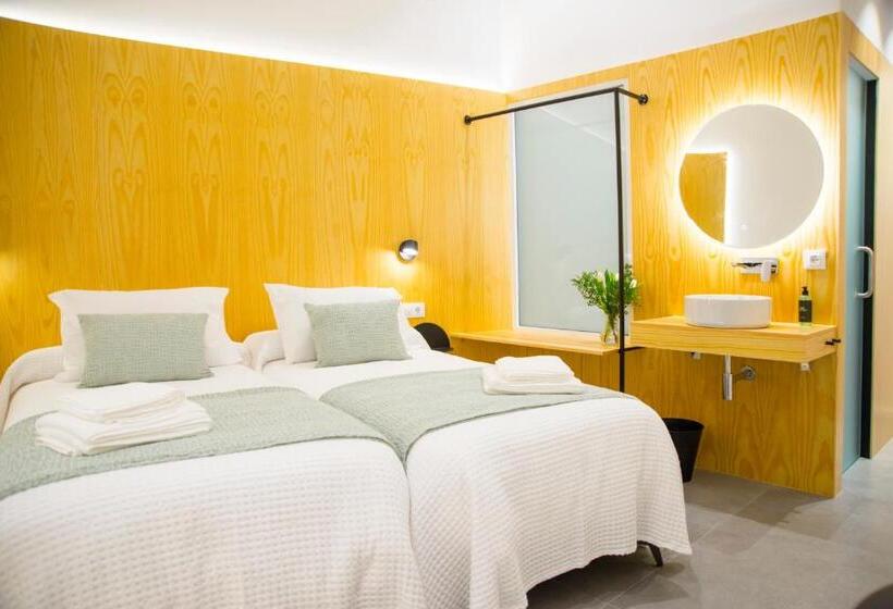 ペンション Kalidas Hostel Suites