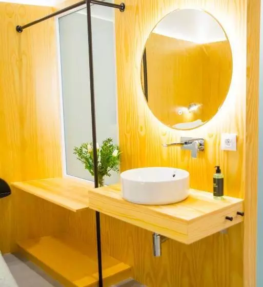 Majatalo Kalidas Hostel Suites