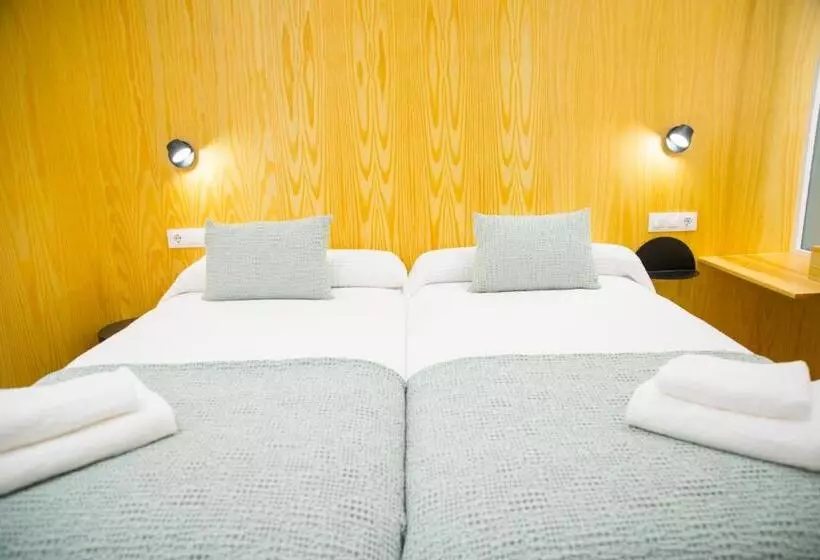 Majatalo Kalidas Hostel Suites