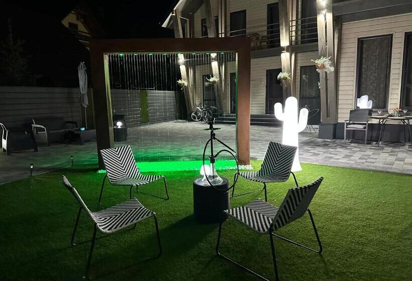 Пансион Sandal