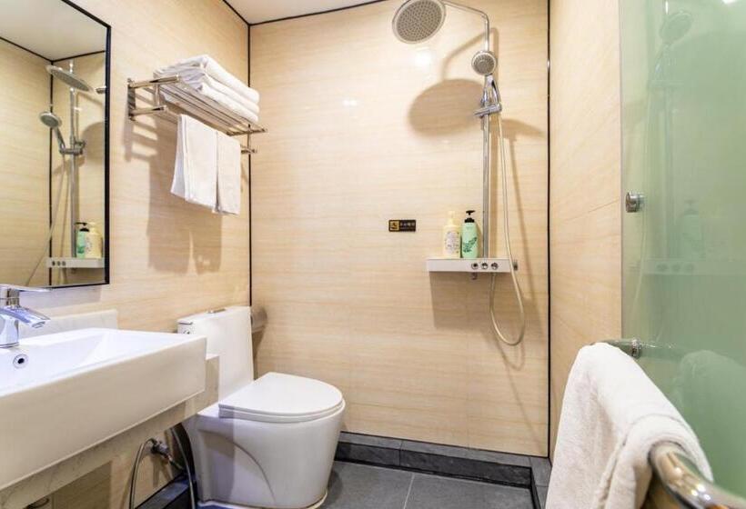 Puzzle Hotel Zhongshan 8th Road Chenjiaci Subway Station Branch