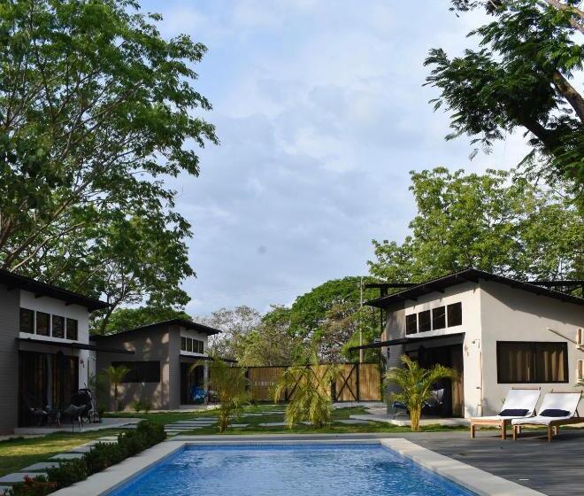 Blue Window Boutique Villas