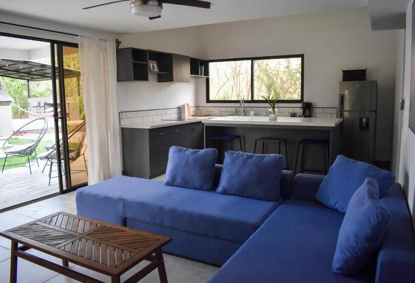 Blue Window Boutique Villas