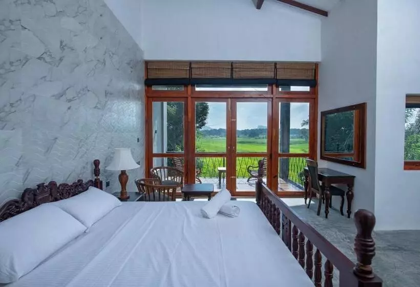 Hotelli Ceylon Breeze Sigiriya