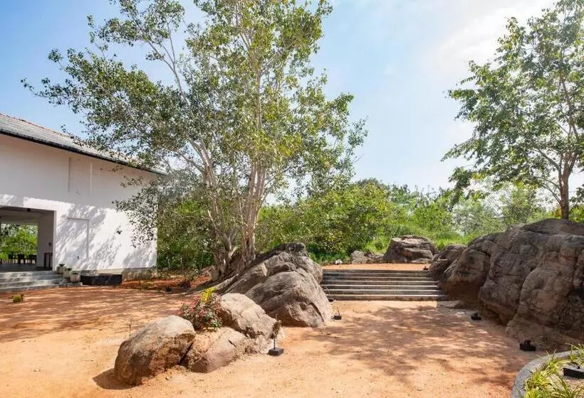 Hotelli Ceylon Breeze Sigiriya
