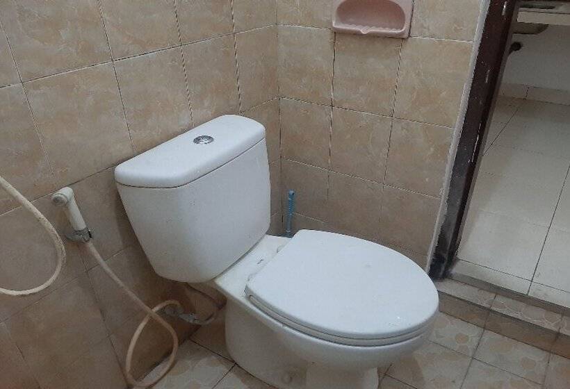 Hotel Capital O 92080 Green Home Stay