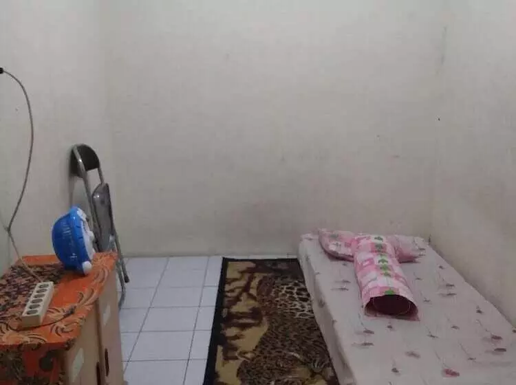 Hotelli Capital O 92080 Green Home Stay