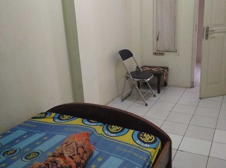 Hotel Capital O 92080 Green Home Stay