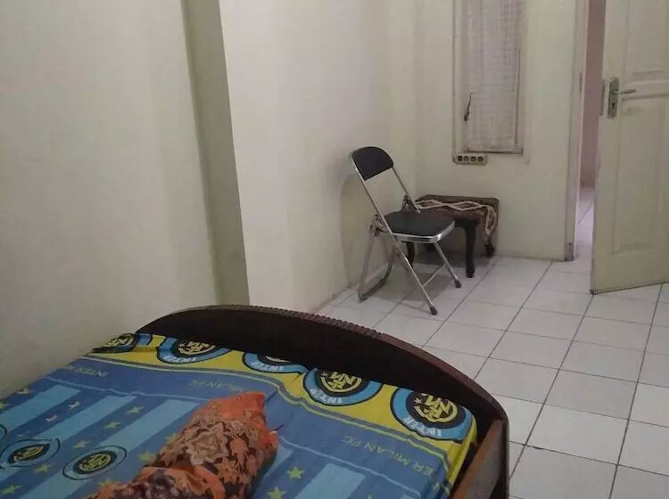 Hotelli Capital O 92080 Green Home Stay