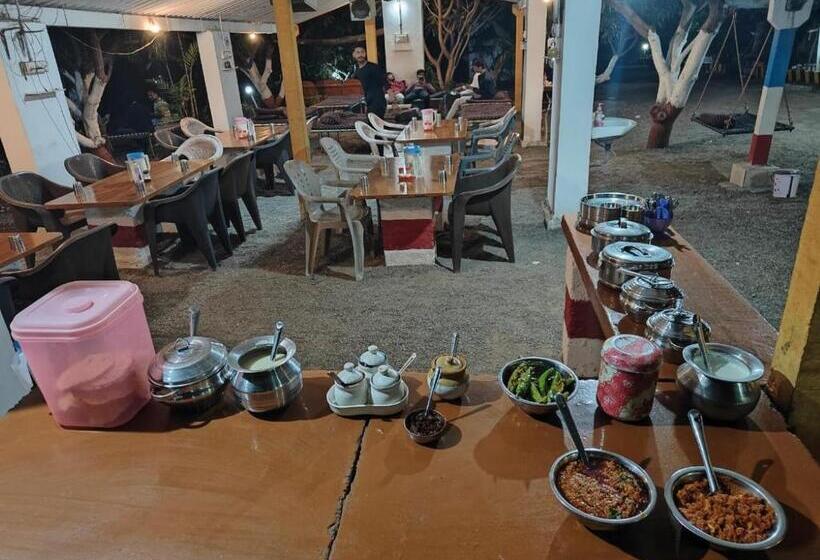 Hotel Gokul Farm House