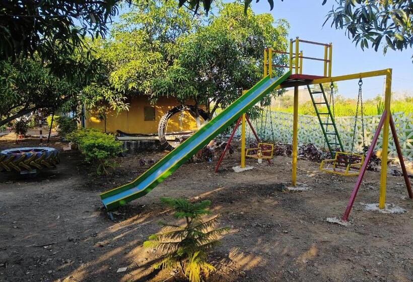 Hotel Gokul Farm House