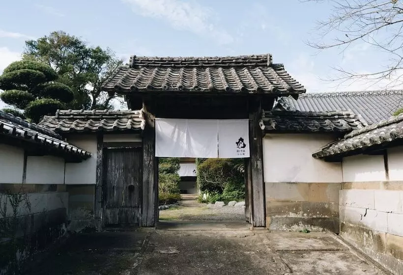 Hotelli Rita Izumifumoto