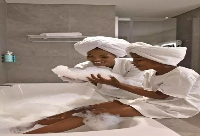 Novotel Kinshasa La Gombe