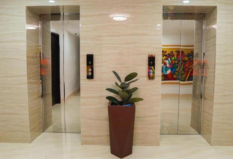 Aya Hotel & Residences