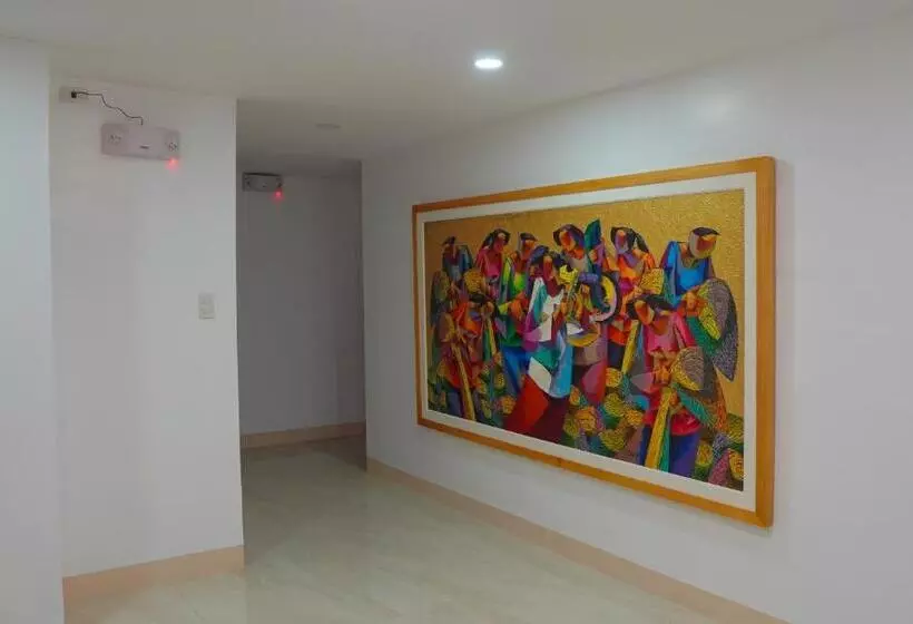 Aya Hotel & Residences