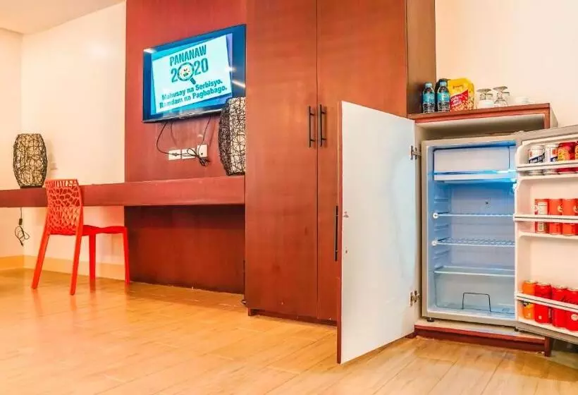 Aya Hotel & Residences