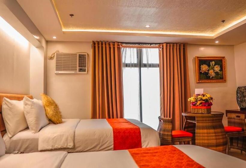 Aya Hotel & Residences