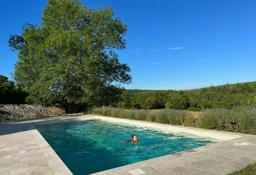 Aamiaismajoitus (B&B) Le Mas De Coursac