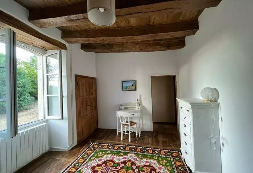 Aamiaismajoitus (B&B) Le Mas De Coursac