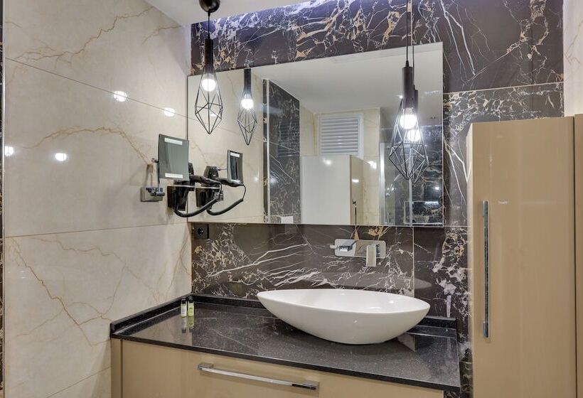 فندق Ege Birlik Seasight Suites