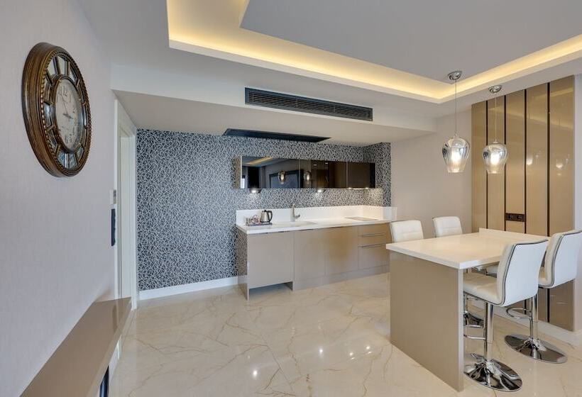 فندق Ege Birlik Seasight Suites