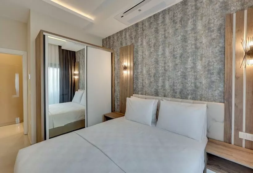 Hotelli Ege Birlik Seasight Suites