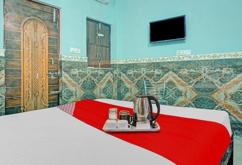 ホテル O B K Brothers