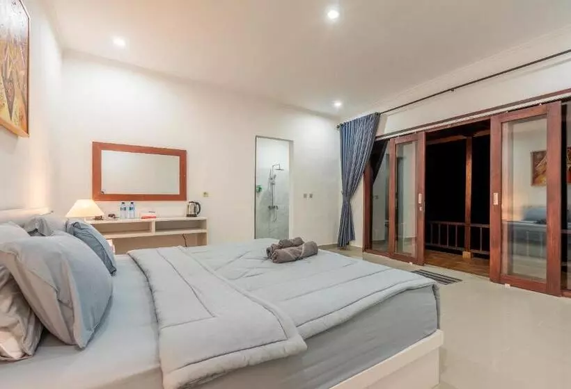 Hotelli Pini Sentana Village Nusa Penida