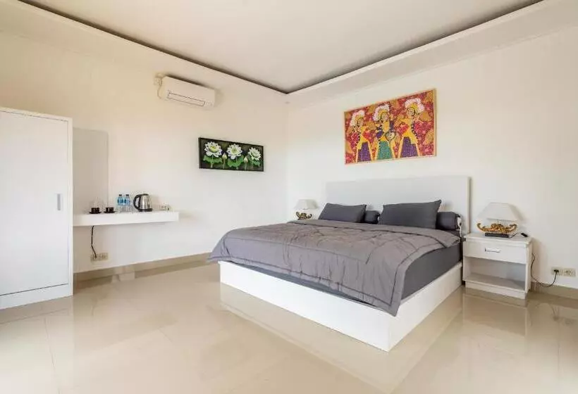 Hotelli Pini Sentana Village Nusa Penida