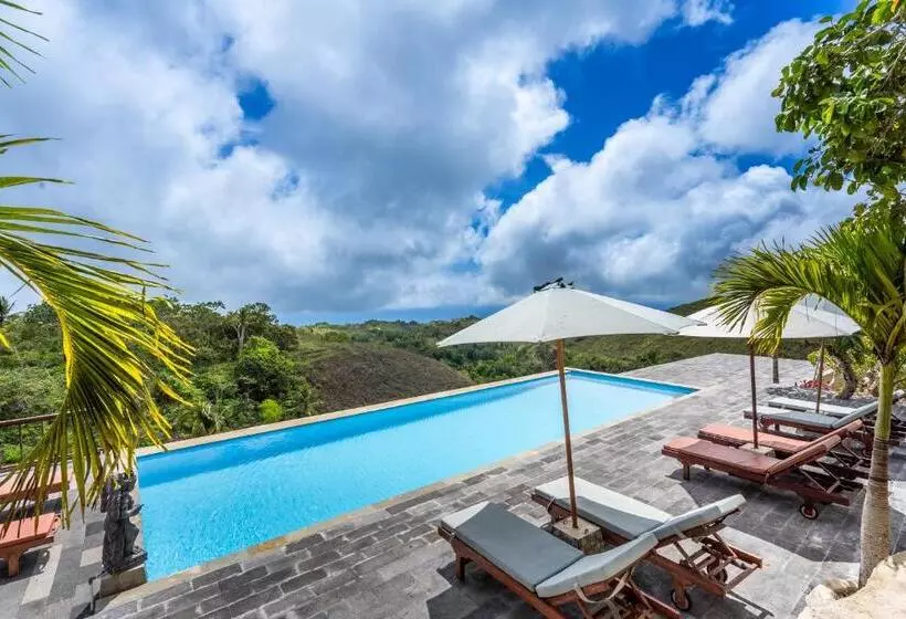 Hotelli Pini Sentana Village Nusa Penida