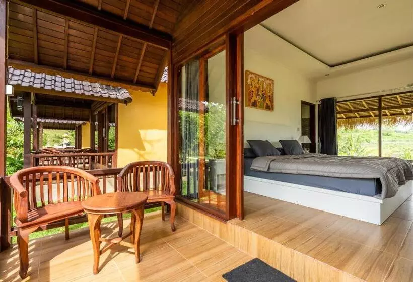 Hotelli Pini Sentana Village Nusa Penida